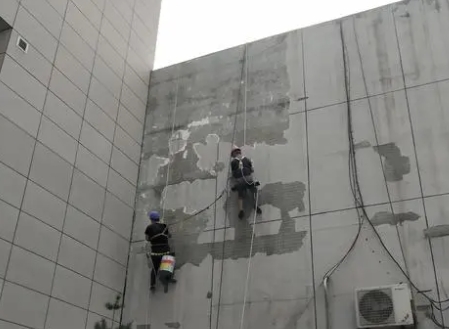 永和楼顶漏水维修公司分享下永和外墙防水的注意事项